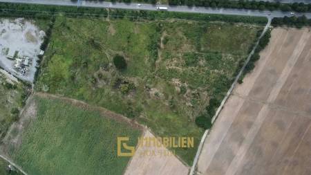 Erstklassiges 32.000 qm Grundstück im malerischen Hua Hin