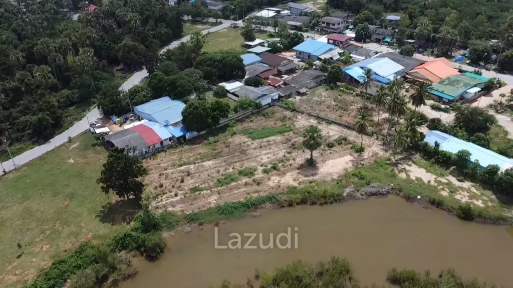 Prime Freehold Canal Front 1-1-63 Rai Land in Cha Am