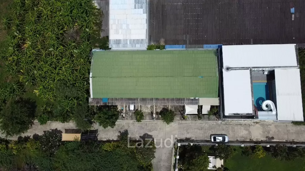 โอกาสการลงทุนชั้นเยี่ยม: อาคารทาวน์เฮาส์ 8 ยูนิต กลางเมืองชะอำ