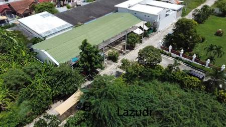 Prime Investment Opportunity: 8-Unit Townhouse Building Close to Cha-Am Hospital