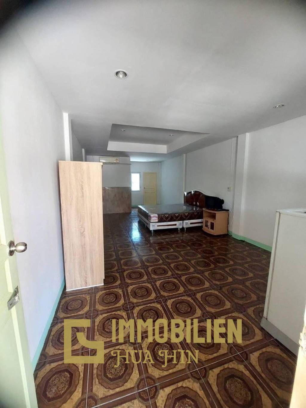 Vermietmöglichkeit / 8 Einheiten / Gute Lage