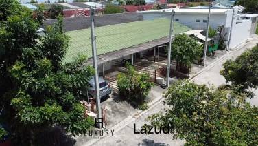 Prime Investment Opportunity: 8-Unit Townhouse Building Close to Cha-Am Hospital Prime Investment Opportunity: 8-Unit Townhouse Building Close to Cha-Am Hospital