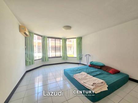 BAAN SUKSAMRAN : 3 Storey townhouse near town and Beach BAAN SUKSAMRAN : 3 Storey townhouse near town and Beach