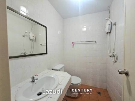 BAAN SUKSAMRAN : 3 Storey townhouse near town and Beach BAAN SUKSAMRAN : 3 Storey townhouse near town and Beach