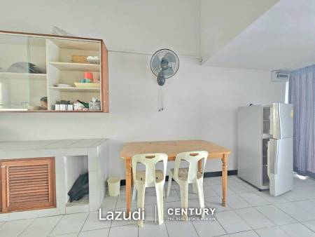BAAN SUKSAMRAN : 3 Storey townhouse near town and Beach BAAN SUKSAMRAN : 3 Storey townhouse near town and Beach