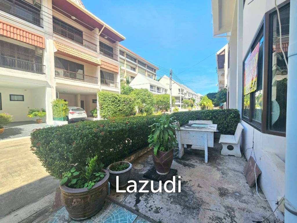 350 Kvm 8 Seng 4 Bad Rekkehus for Salg