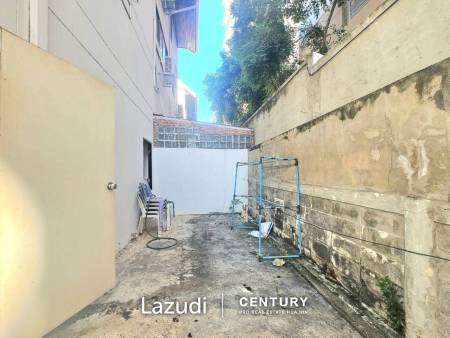 BAAN SUKSAMRAN : 3 Storey townhouse near town and Beach BAAN SUKSAMRAN : 3 Storey townhouse near town and Beach