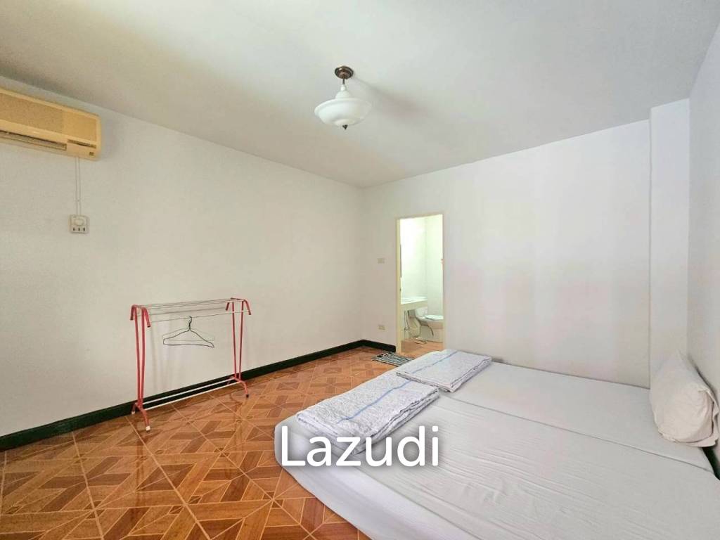 350 Kvm 8 Seng 4 Bad Rekkehus for Salg