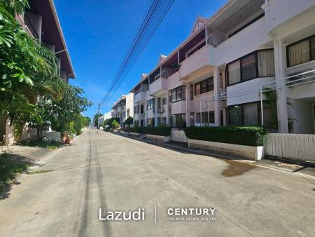 BAAN SUKSAMRAN : 3 Storey townhouse near town and Beach BAAN SUKSAMRAN : 3 Storey townhouse near town and Beach