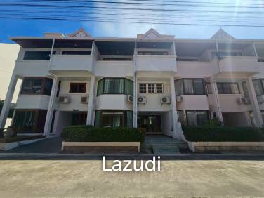 BAAN SUKSAMRAN : 3 Storey townhouse near town and Beach BAAN SUKSAMRAN : 3 Storey townhouse near town and Beach