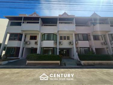 BAAN SUKSAMRAN : 3 Storey townhouse near town and Beach