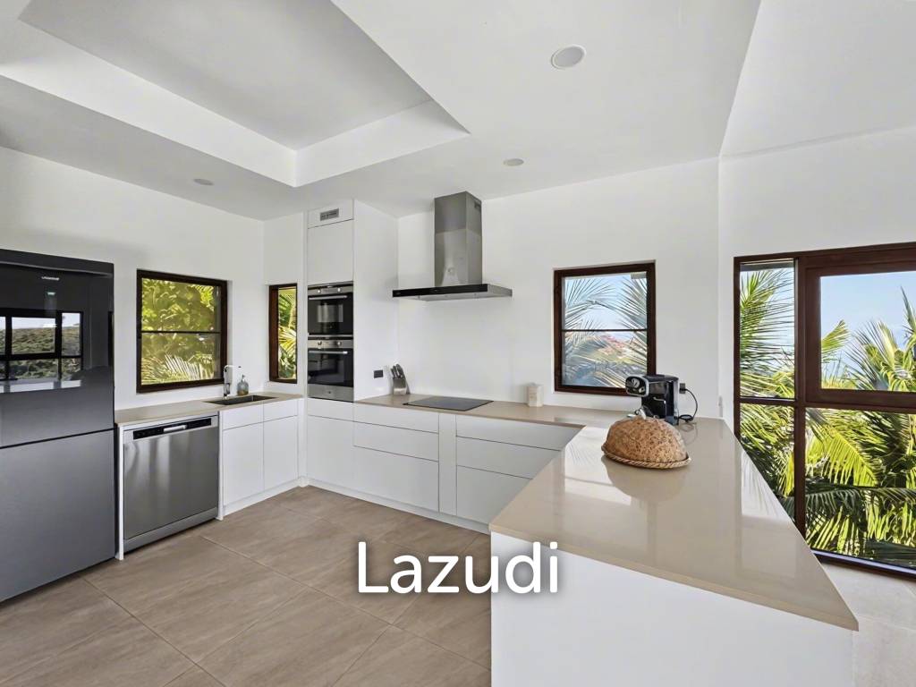 Newly Renovated 4-Bedroom Seaview Villa in Bang Por, Koh Samui