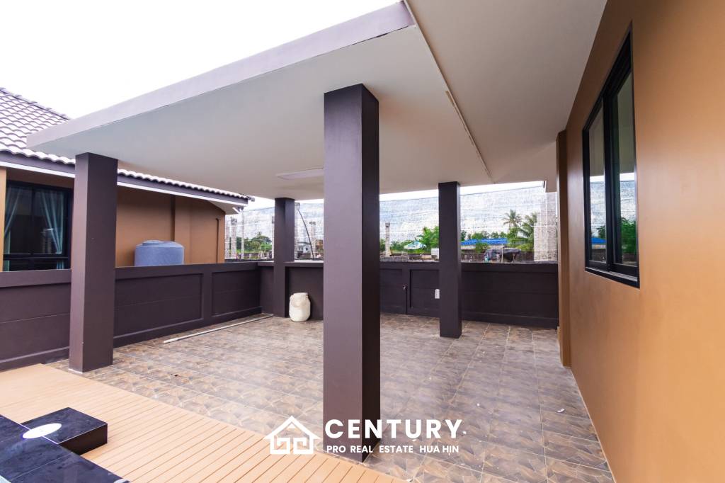 320 ตร.ม 3 เตียง 4 อาบน้ำ วิลล่า For ขาย