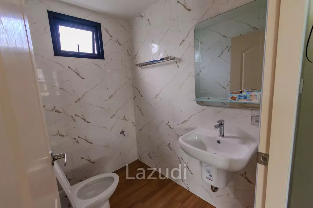 125 sqm pool villa in Pran Buri Baan Rak Phase 4