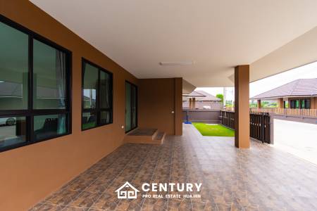 320 ตร.ม 3 เตียง 4 อาบน้ำ วิลล่า For ขาย