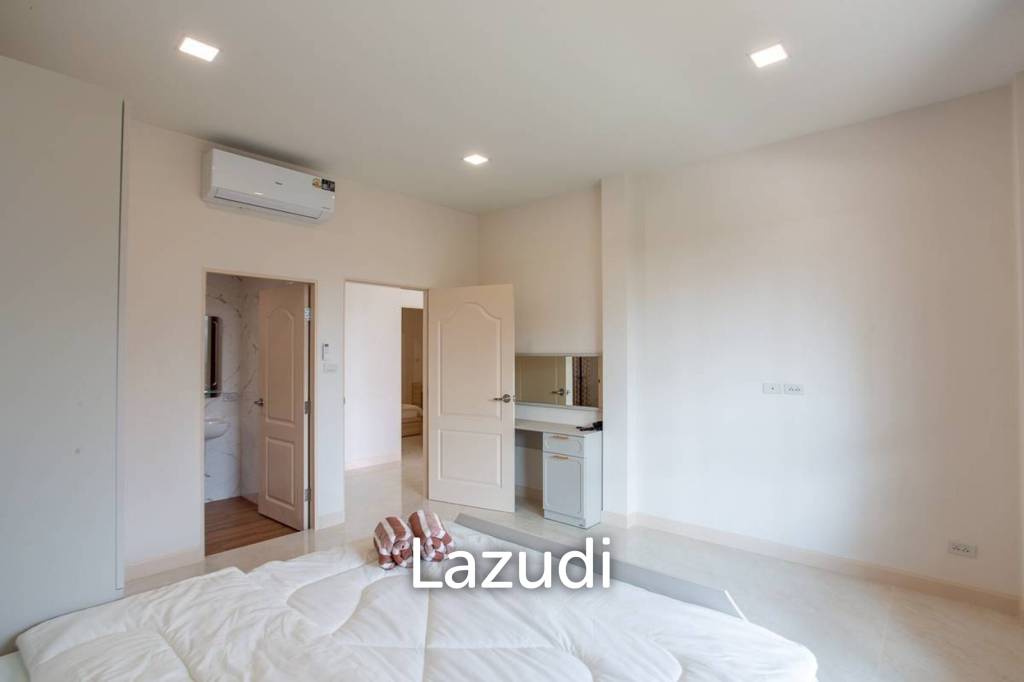 125 sqm pool villa in Pran Buri Baan Rak Phase 4