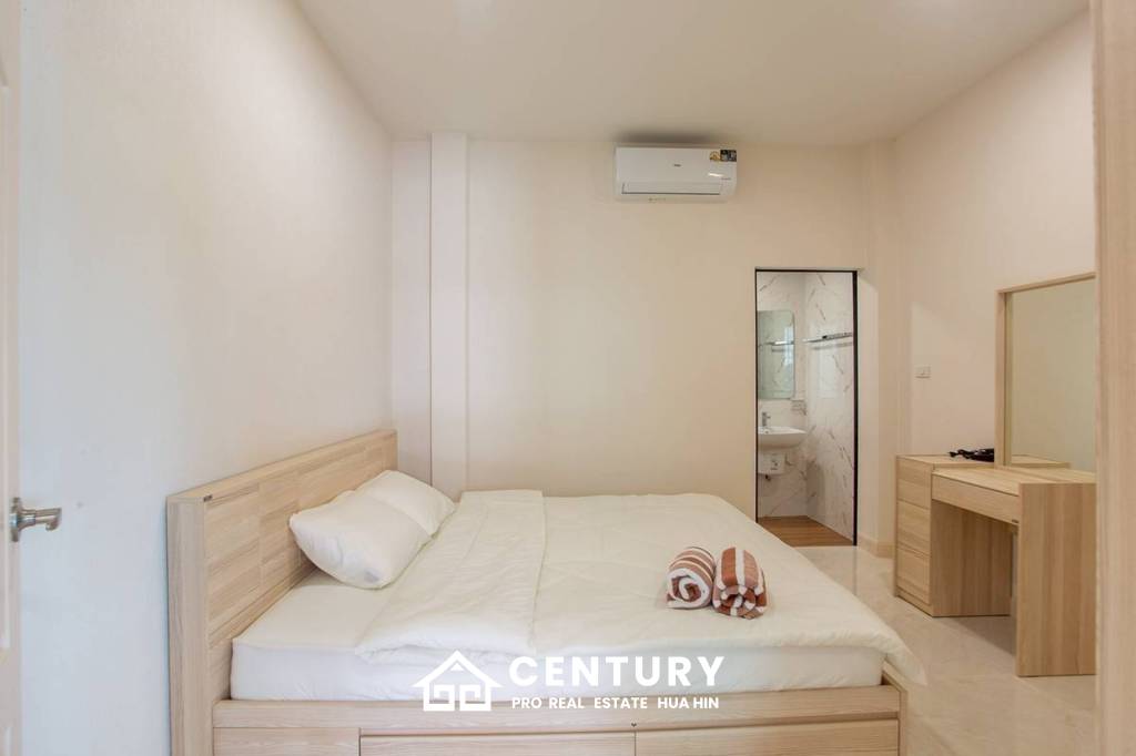 320 ตร.ม 3 เตียง 4 อาบน้ำ วิลล่า For ขาย