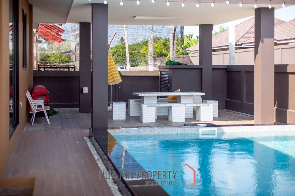 125 sqm pool villa in Pran Buri Baan Rak Phase 4