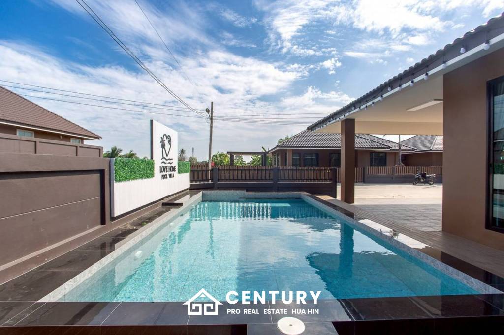 320 ตร.ม 3 เตียง 4 อาบน้ำ วิลล่า For ขาย