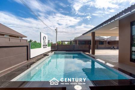 320 ตร.ม 3 เตียง 4 อาบน้ำ วิลล่า For ขาย