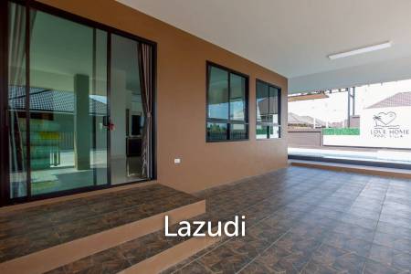 125 sqm pool villa in Pran Buri Baan Rak Phase 4