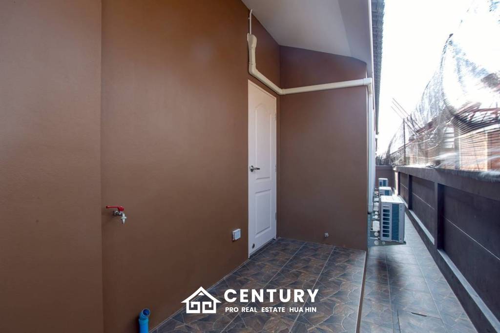 320 ตร.ม 3 เตียง 4 อาบน้ำ วิลล่า For ขาย