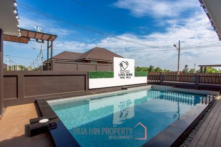 125 sqm pool villa in Pran Buri Baan Rak Phase 4
