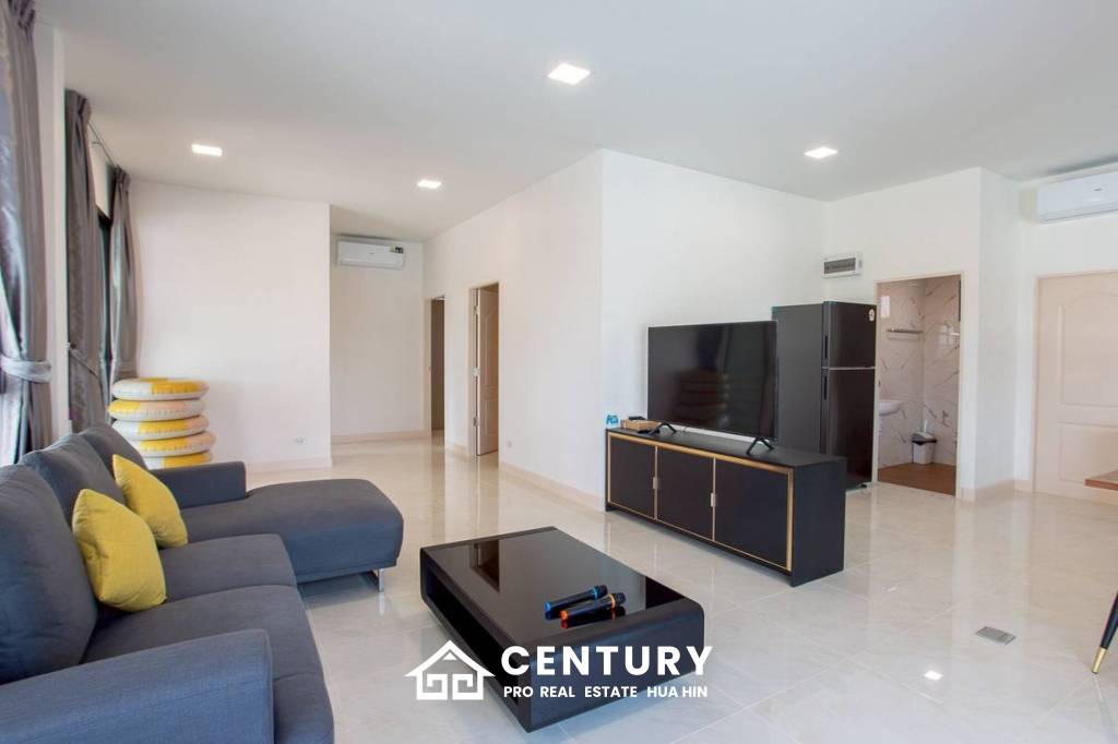 320 ตร.ม 3 เตียง 4 อาบน้ำ วิลล่า For ขาย