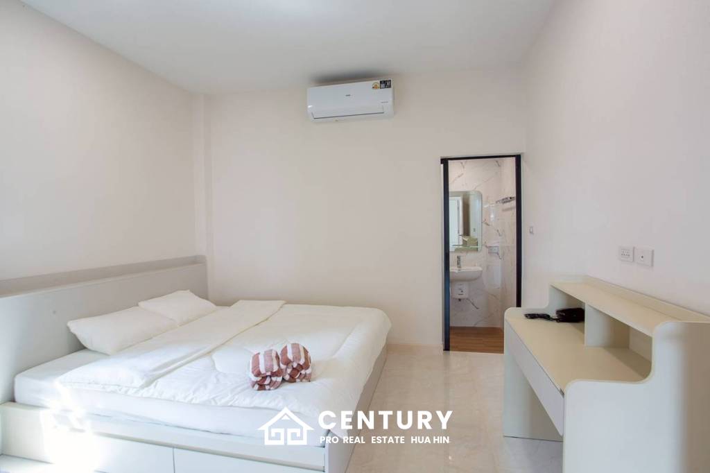 320 ตร.ม 3 เตียง 4 อาบน้ำ วิลล่า For ขาย