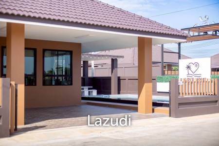 125 sqm pool villa in Pran Buri Baan Rak Phase 4
