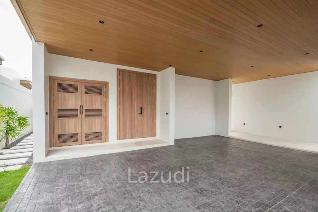 Brand New 5-Bedroom Pool Villa for Rent in Chalong