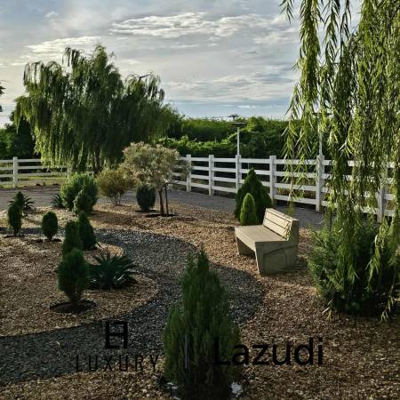 วิลล่าทันสมัยพร้อมสวนสวยที่อ่าวน้อย ประจวบคีรีขันธ์