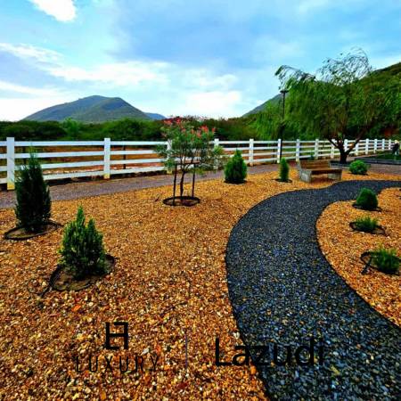 วิลล่าทันสมัยพร้อมสวนสวยที่อ่าวน้อย ประจวบคีรีขันธ์