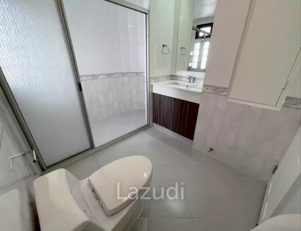 4 Bed 4 Bath 450 SQ.M Oriental Towers