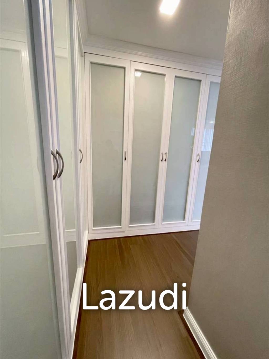 4 Bed 4 Bath 450 SQ.M Oriental Towers