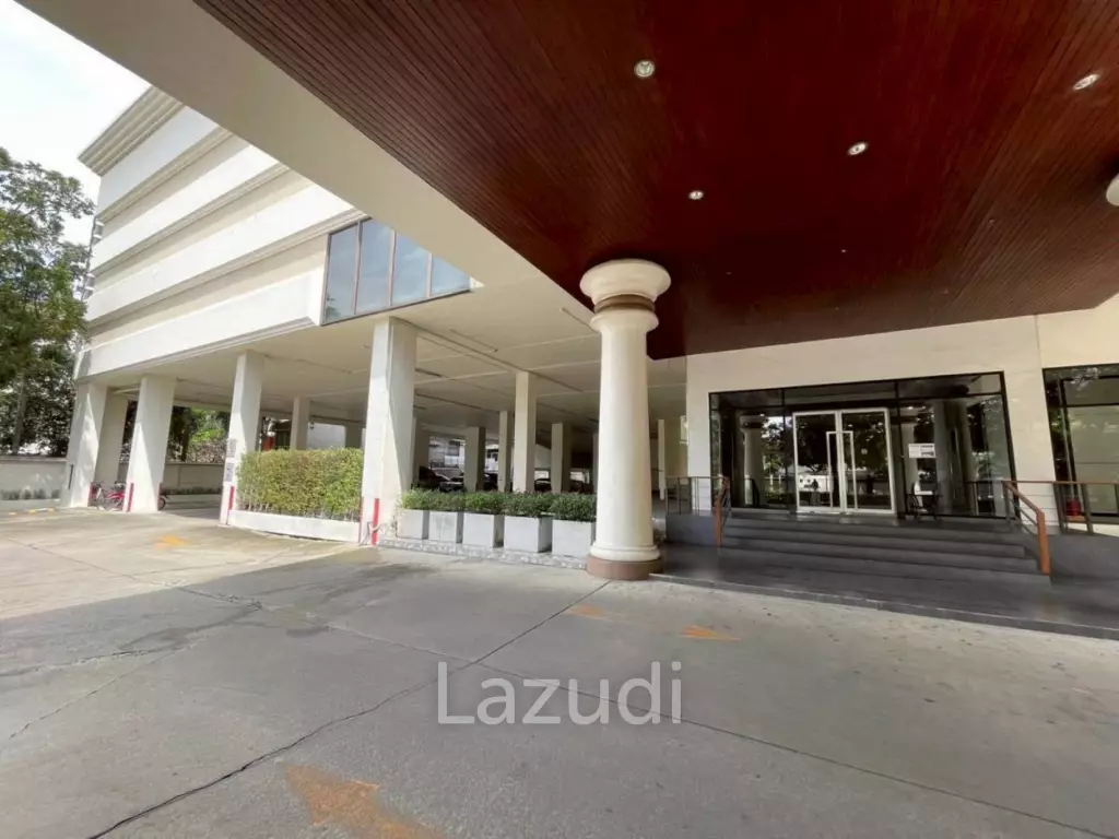 4 Bed 4 Bath 450 SQ.M Oriental Towers
