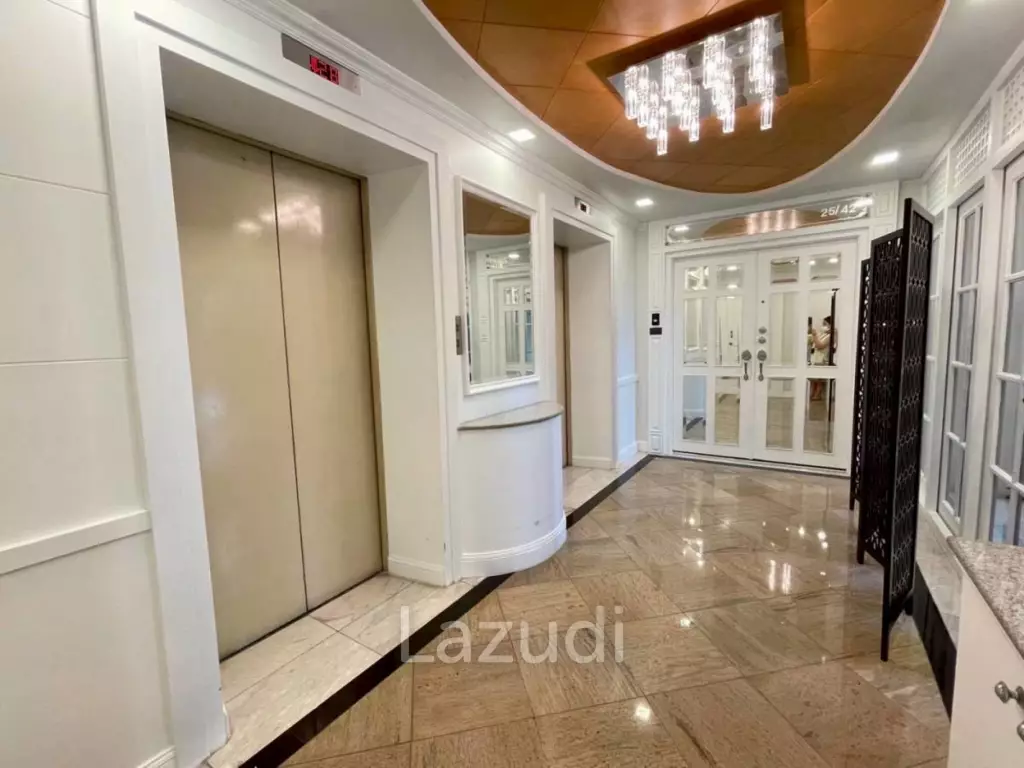 4 Bed 4 Bath 450 SQ.M Oriental Towers