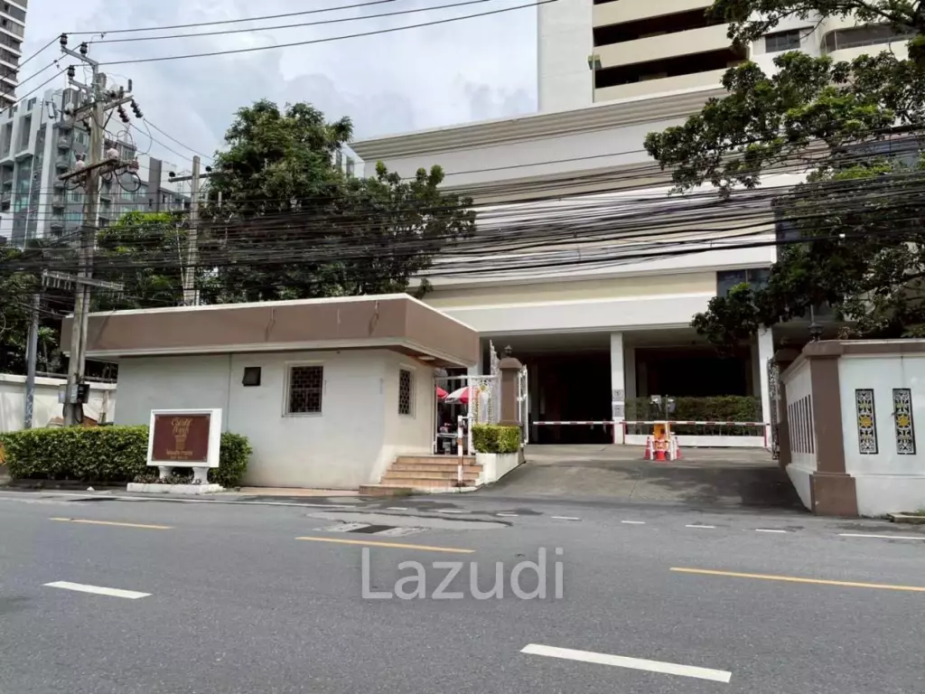 4 Bed 4 Bath 450 SQ.M Oriental Towers