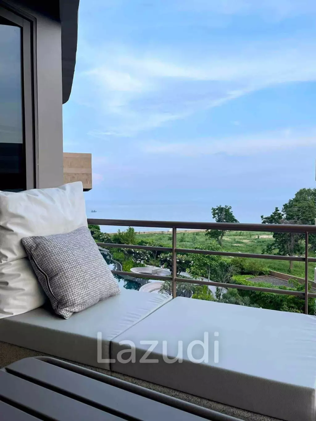 Baan San Ngam Condominium 2 Bedroom, Beach front