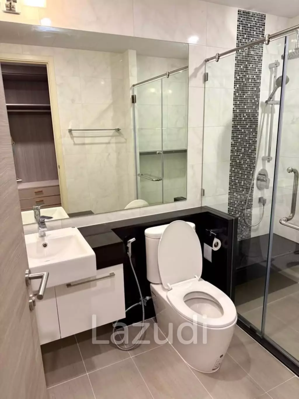 2 Bed 2 Bath 99 SQ.M Supalai Riva Grande