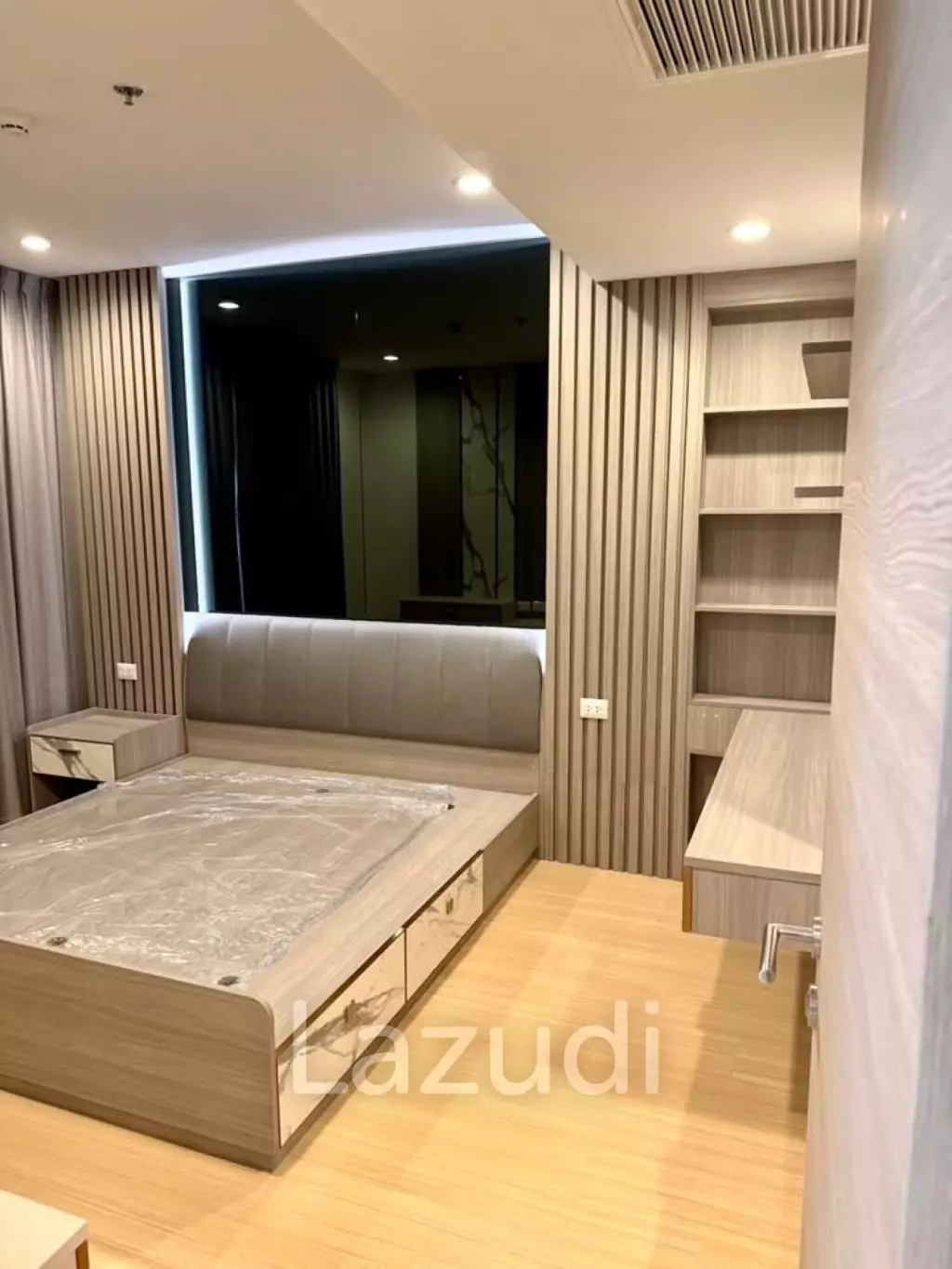 2 Bed 2 Bath 99 SQ.M Supalai Riva Grande
