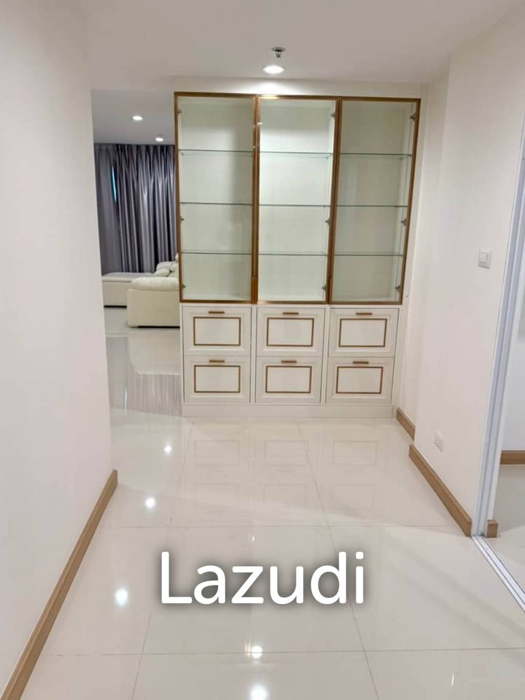 2 Bed 2 Bath 99 SQ.M Supalai Riva Grande