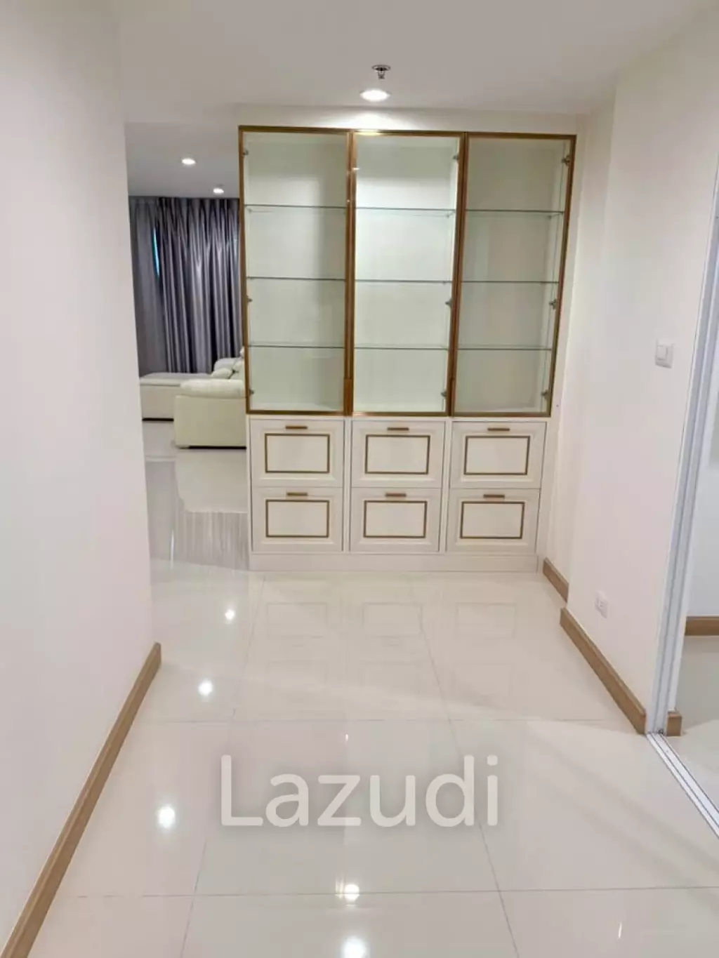 2 Bed 2 Bath 99 SQ.M Supalai Riva Grande