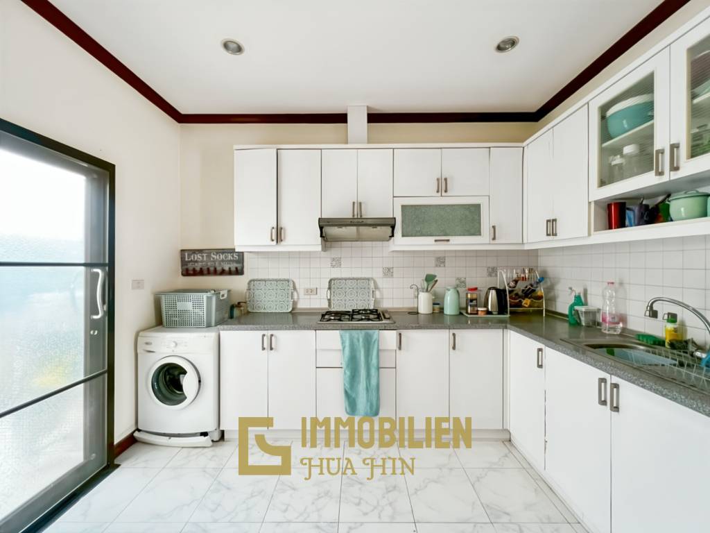 gute Qualität / voll möbliert / 2 Schlafzimmer