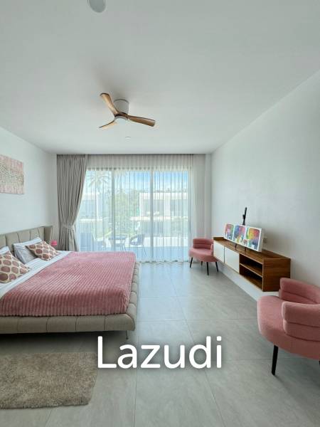 Modern Villa with Mountain and Sunset Views