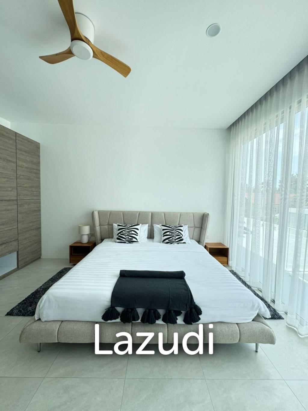 Modern Villa with Mountain and Sunset Views