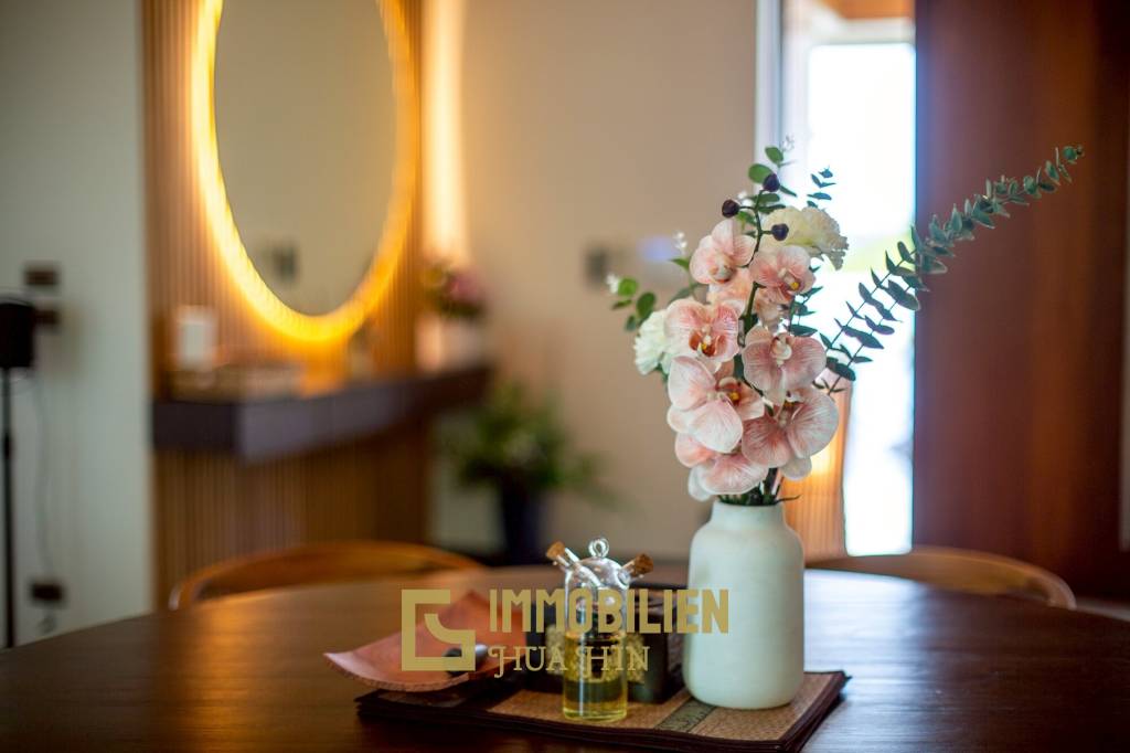 วิลล่าวิวเขาสุดพรีเมียม! ใกล้หัวหิน พร้อมสระน้ำเกลือ 12 ม. และโซลาร์ 10kW