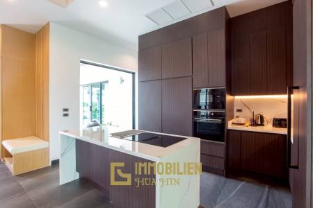 วิลล่าวิวเขาสุดพรีเมียม! ใกล้หัวหิน พร้อมสระน้ำเกลือ 12 ม. และโซลาร์ 10kW