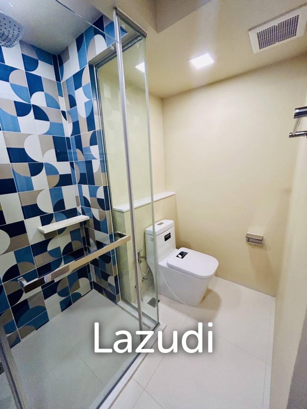 MAVEST HUA HIN : 1 bed modern coastal condo with double glass window