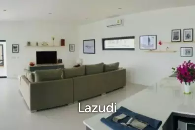 LA LUA : Modern 4 Bed 2 Storey Villa within Resort Complex with Great Views